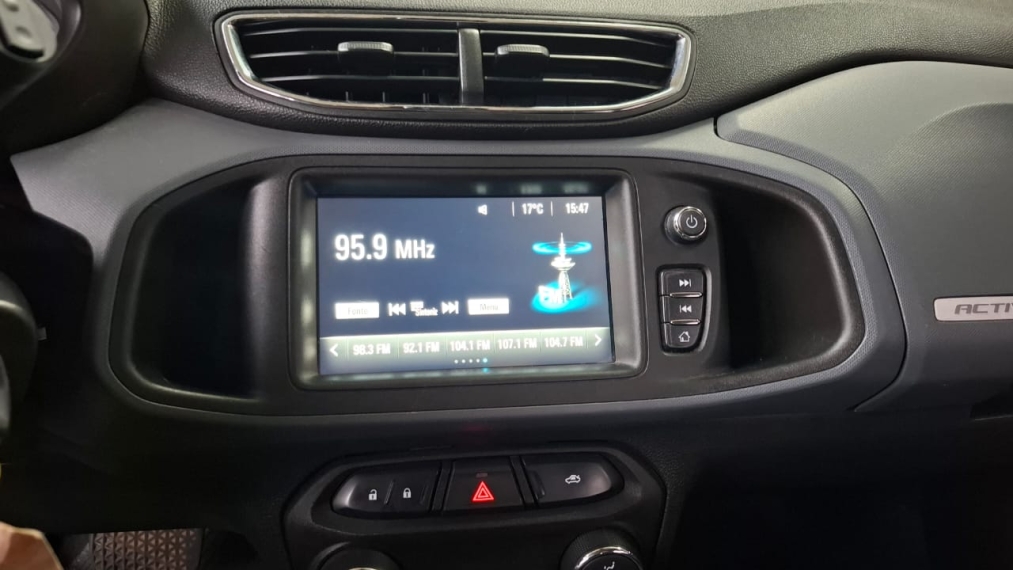 chevrolet onix 1.4 mpfi activ 8v flex 4p manual automatico 2019
