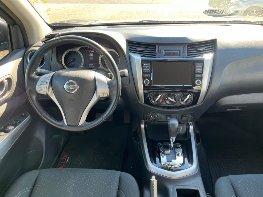 nissan frontier 2.3 16v turbo diesel attack cd 4x4 automatico 4p 2021