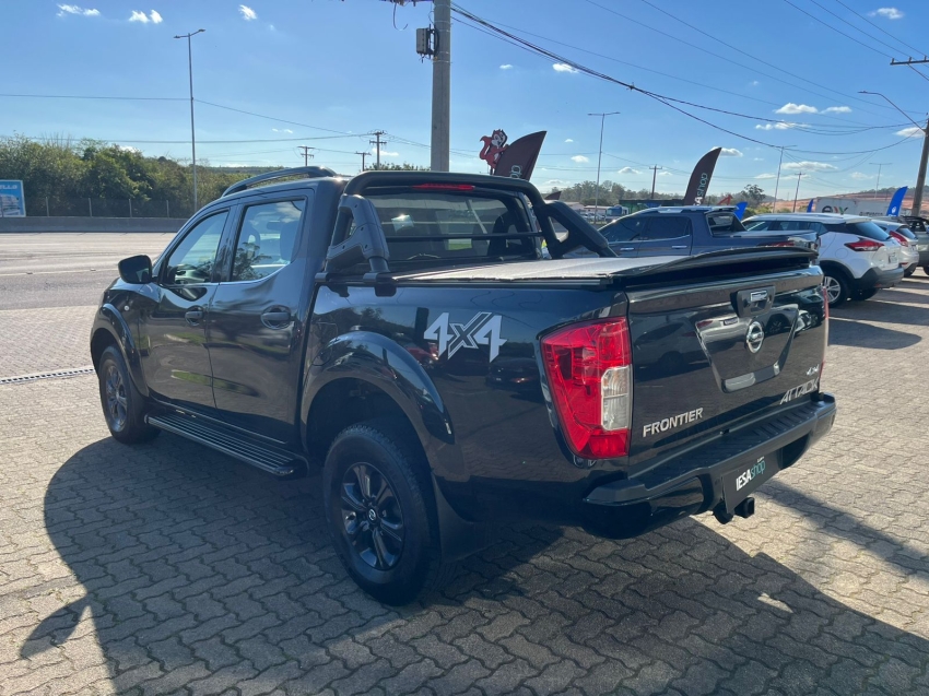 nissan frontier 2.3 16v turbo diesel attack cd 4x4 automatico 4p 2021