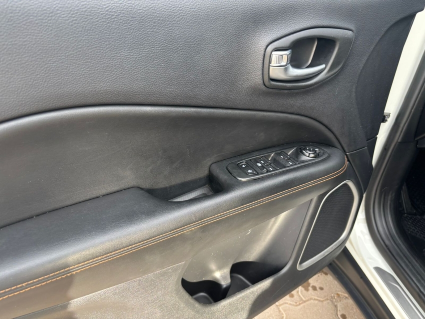 jeep compass 2.0 16v flex limited automatico 4p 2017