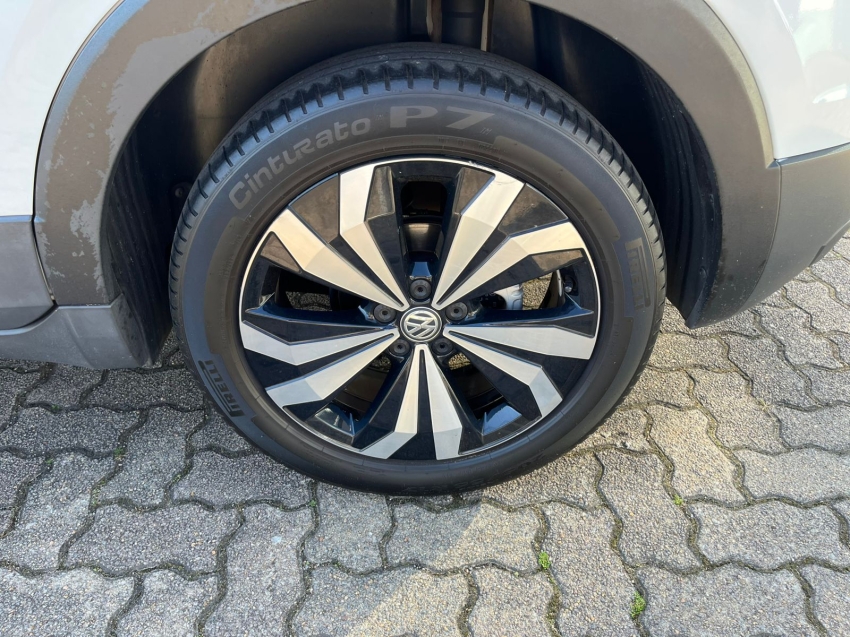 volkswagen t-cross 1.0 200 tsi total flex automatico 5p 2021