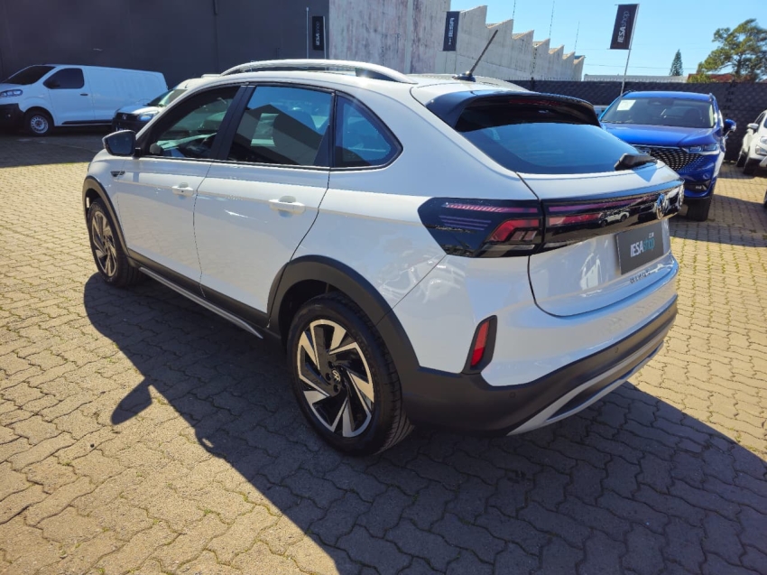 volkswagen nivus 1.0 200 tsi total flex highline automatico 4p 2026