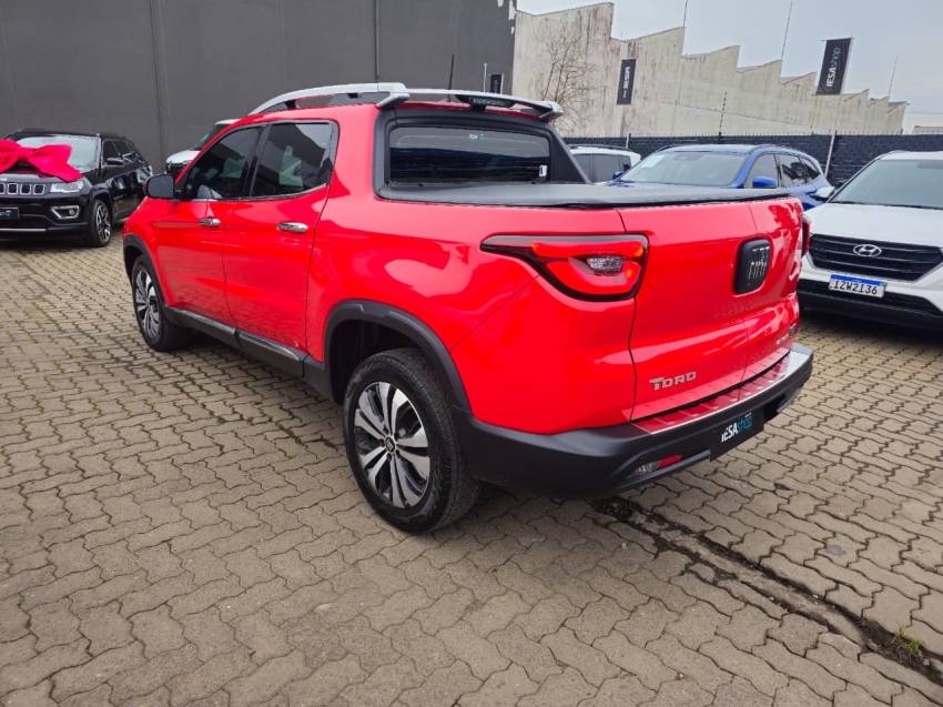 fiat toro 2.0 16v turbo diesel volcano 4wd at9 4p automatico 2025