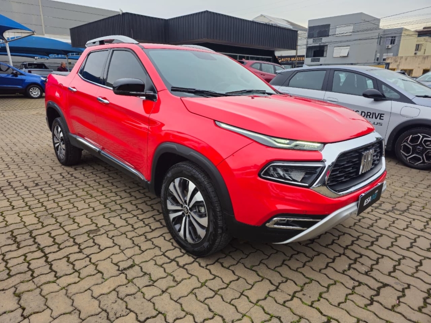 fiat toro 2.0 16v turbo diesel volcano 4wd at9 4p automatico 2025