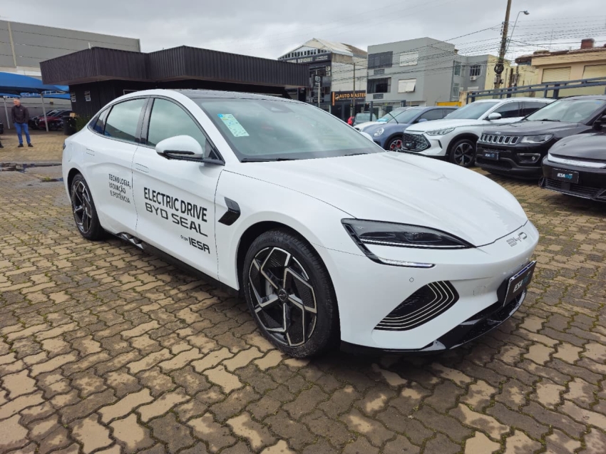 byd seal 82,5 kw eletrico awd 1.1 4p automatico 2025