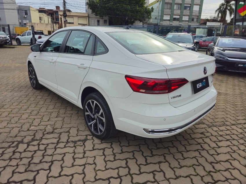 volkswagen virtus 1.0 200 tsi highline automatico flex 5p 2022