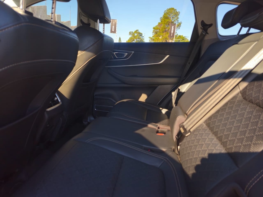 caoa chery tiggo 8 1.6 tgdi gasolina txs dct 4p automatico 2023