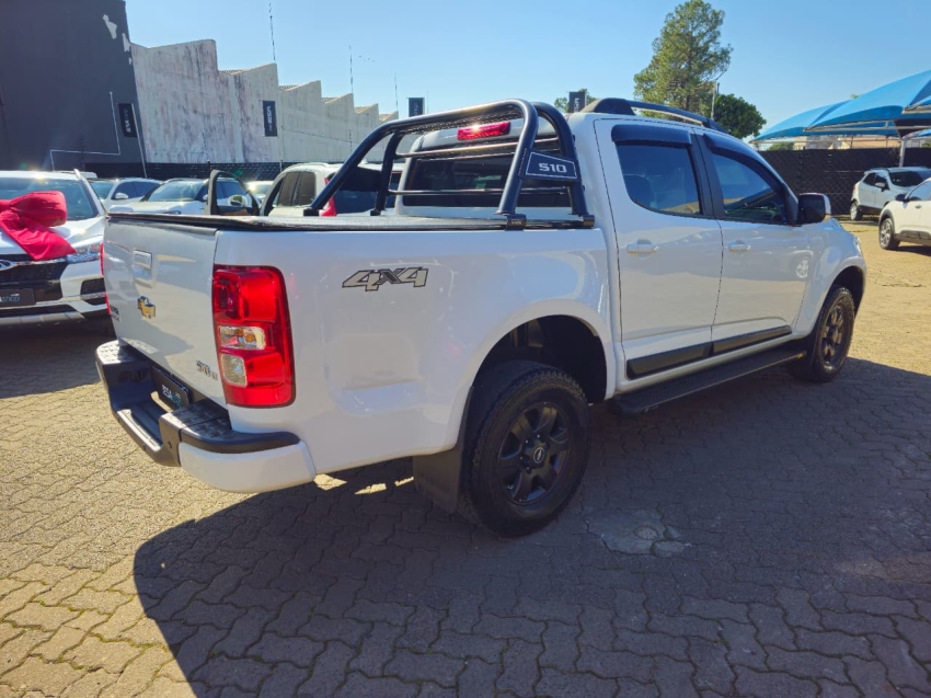 fiat toro 2.0 16v turbo diesel ultra 4wd at9 4p automatico 2022