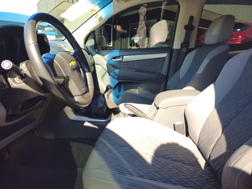 fiat toro 2.0 16v turbo diesel ultra 4wd at9 4p automatico 2022