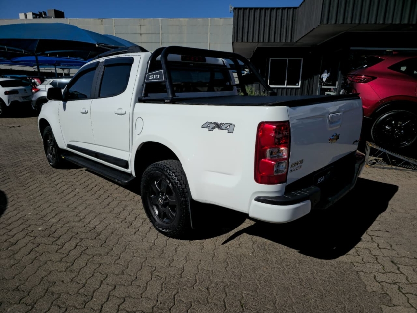 fiat toro 2.0 16v turbo diesel ultra 4wd at9 4p automatico 2022