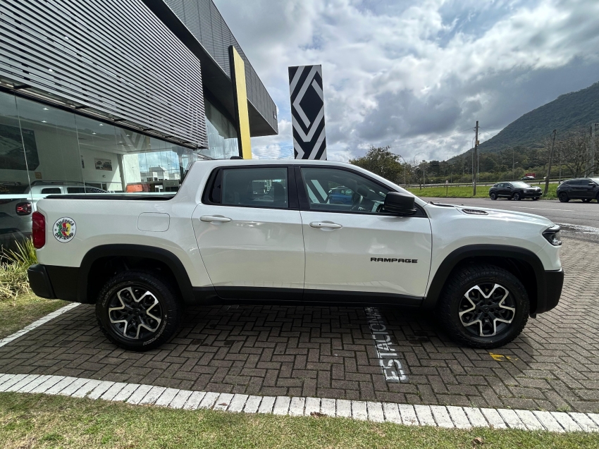 ram rampage 2.0 hurricane 4 turbo gasolina rebel 4x4 automatico 1.9 4p 2025