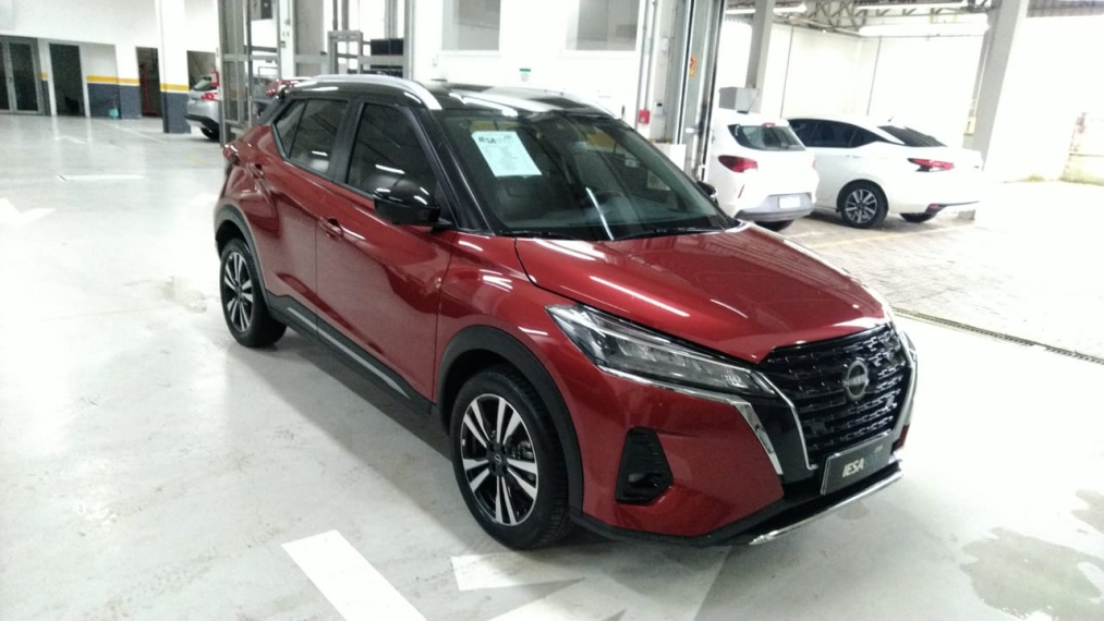 nissan kicks 1.6 16v flexstart exclusive xtronic flex 4p automatico 2024