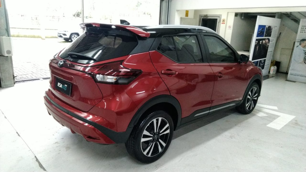 nissan kicks 1.6 16v flexstart exclusive xtronic flex 4p automatico 2024