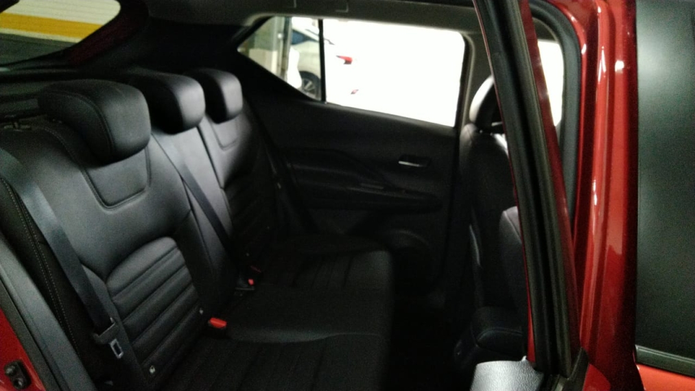 nissan kicks 1.6 16v flexstart exclusive xtronic flex 4p automatico 2024