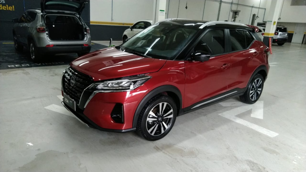 nissan kicks 1.6 16v flexstart exclusive xtronic flex 4p automatico 2024