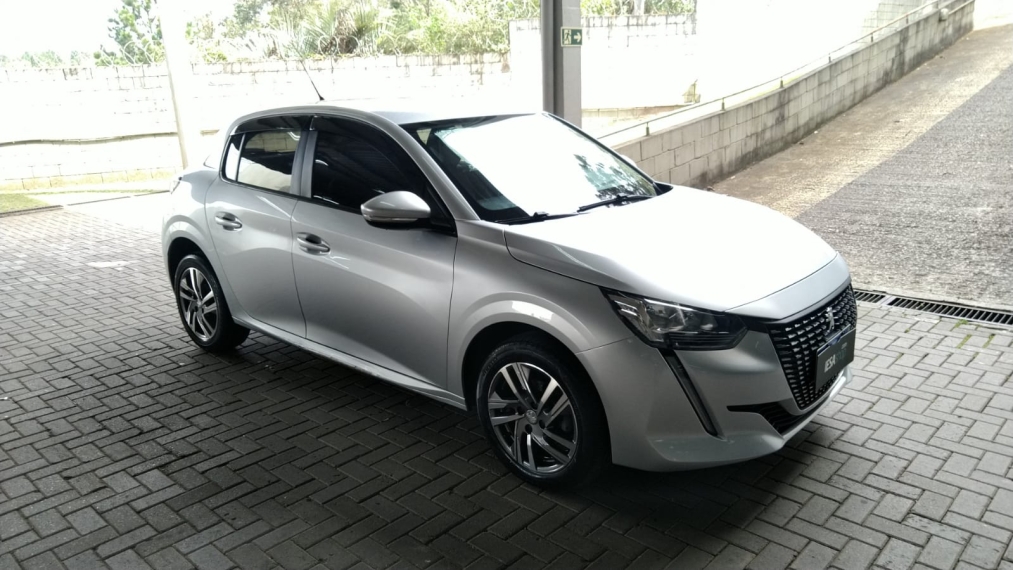 peugeot 208 1.6 16v flex allure at6 4p automatico 2022
