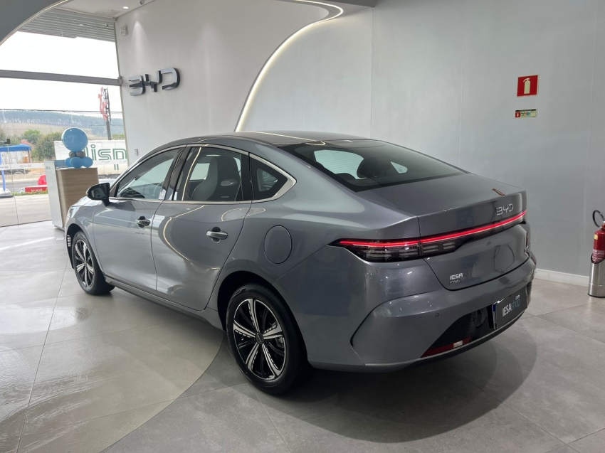 byd king 1.5 dm-i phev gs automatico 1.1 eletrico 4p 2025