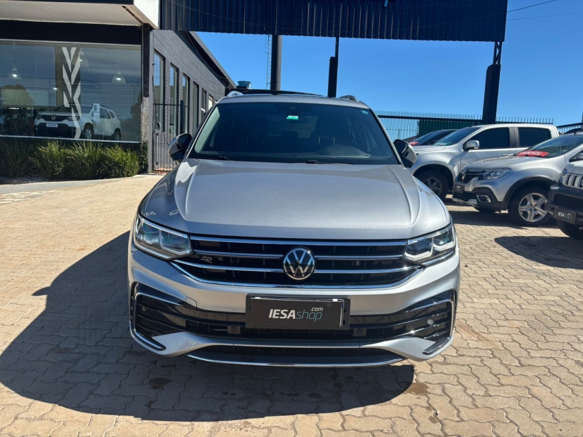 volkswagen tiguan 2.0 300 tsi gasolina allspace r-line automatico 4p 2024