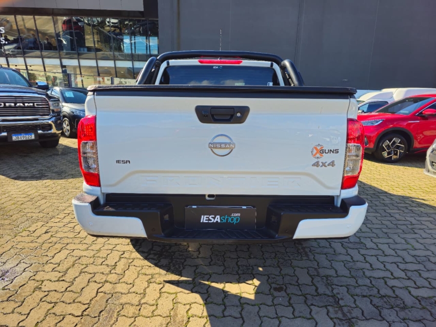 nissan frontier 2.3 16v turbo diesel attack cd 4x4 automatico 4p 2024