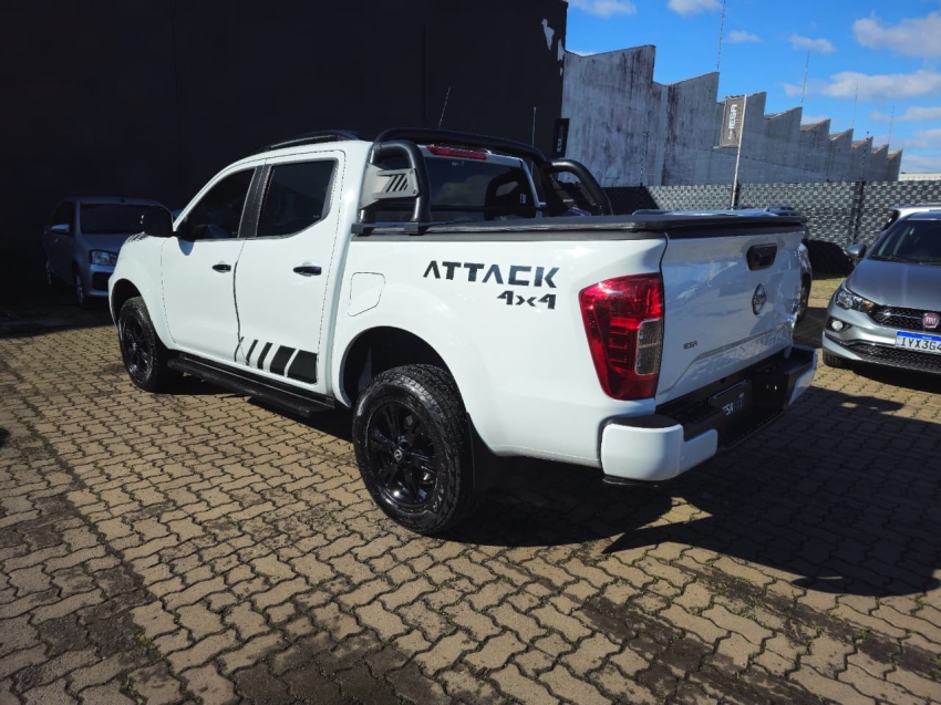 nissan frontier 2.3 16v turbo diesel attack cd 4x4 automatico 4p 2024