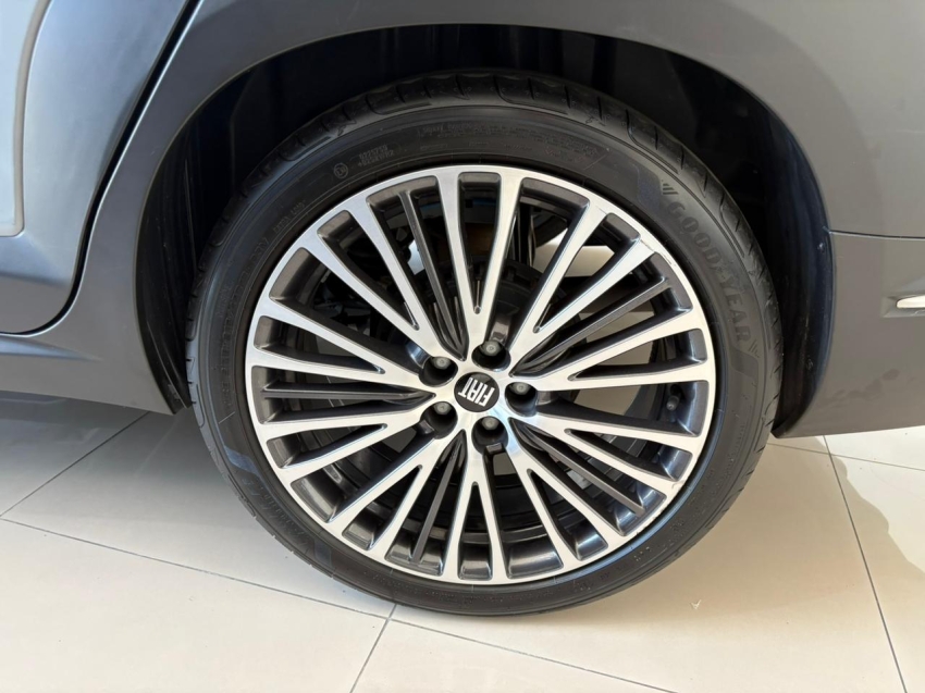 fiat fastback 1.3 turbo 270 flex limited edition at6 5p automatico 202513