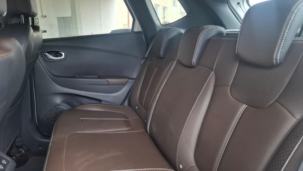 renault captur 1.3 tce flex iconic x-tronic 1.6 5p automatico 2022