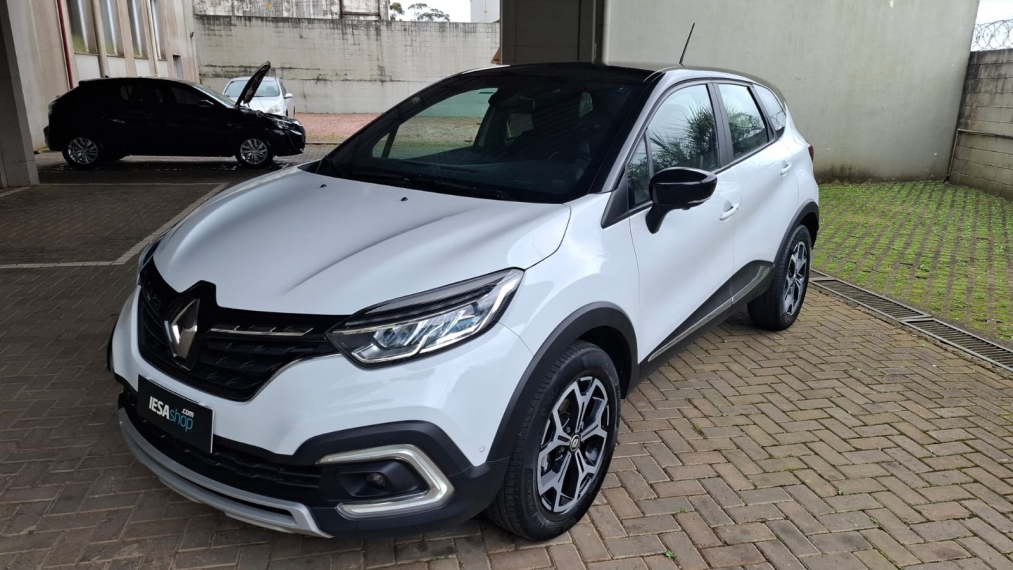 Renault Captur     2022