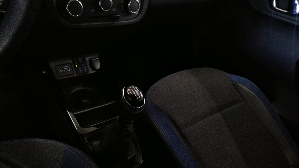 renault kwid 1.0 12v sce flex intense manual 5p 2025