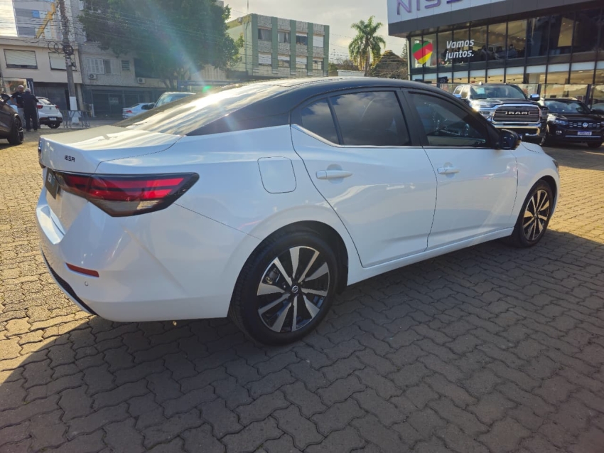 nissan sentra 2.0 gasolina 5p automatico 2024