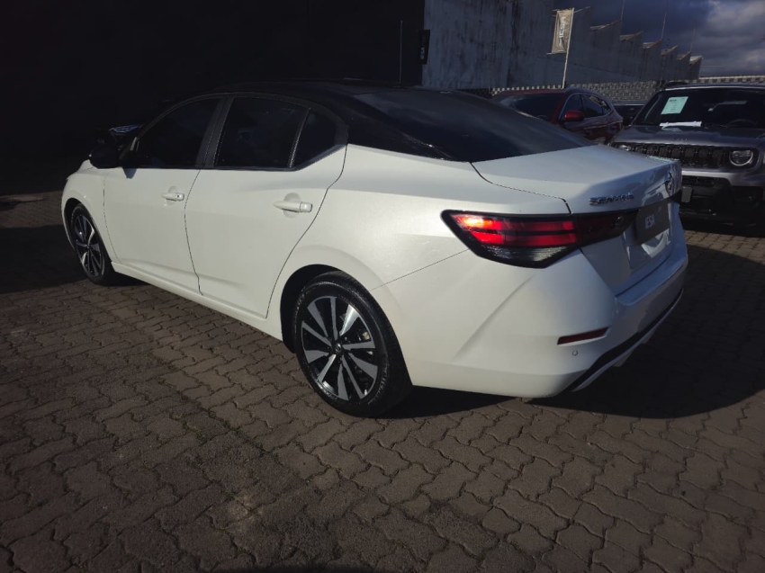 nissan sentra 2.0 gasolina 5p automatico 2024