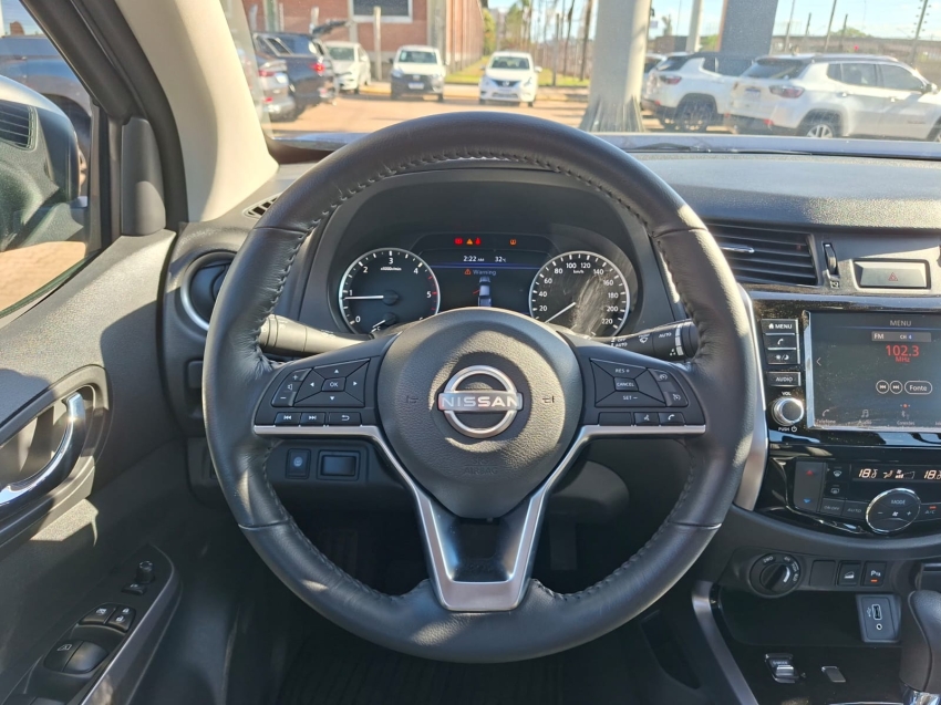 nissan frontier 2.3 16v turbo diesel platinum cd 4x4 automatico 2.2 4p 20258