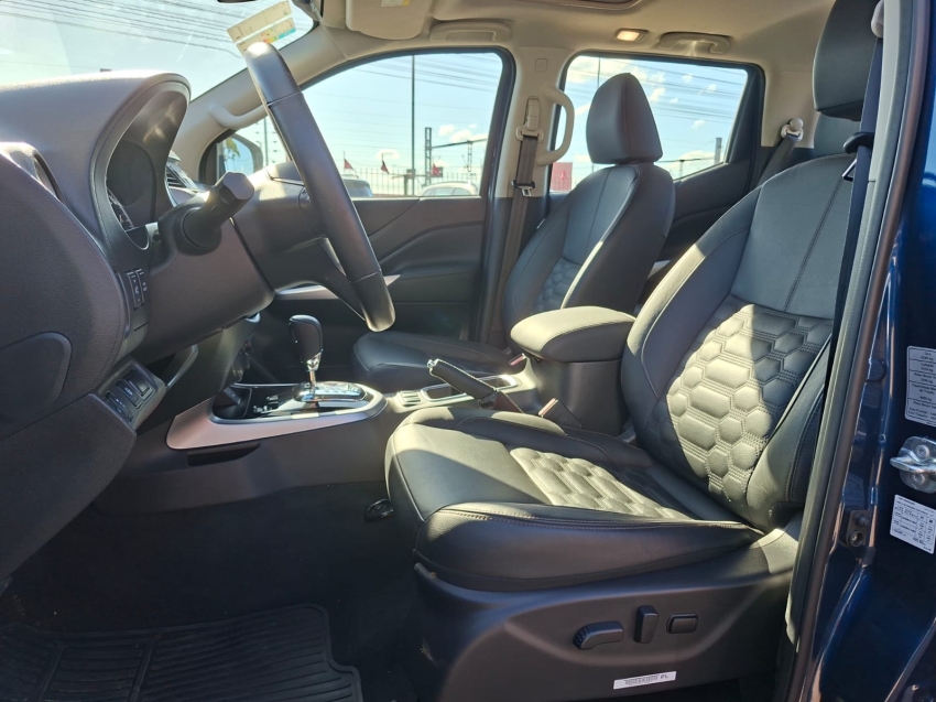 nissan frontier 2.3 16v turbo diesel platinum cd 4x4 automatico 2.2 4p 202510