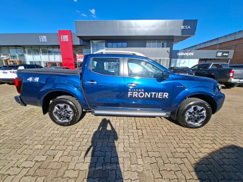 nissan frontier 2.3 16v turbo diesel platinum cd 4x4 automatico 2.2 4p 20255