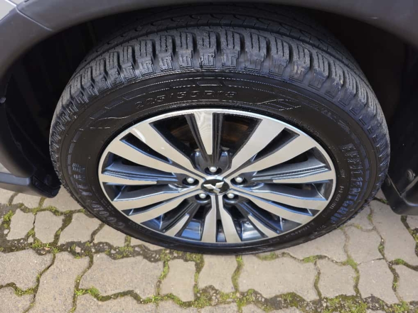 mitsubishi outlander 2.0 mivec gasolina hpe automatico 4p 2020