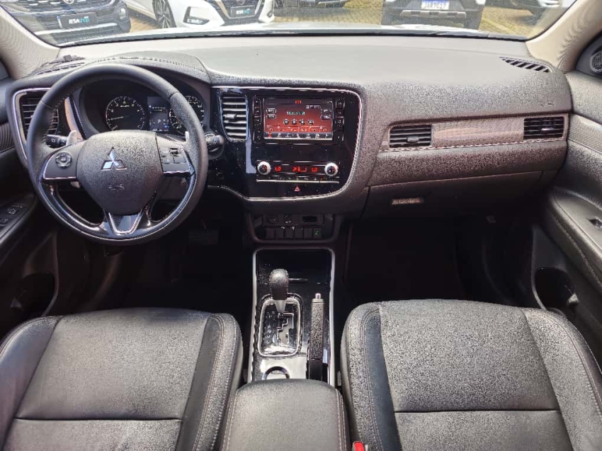 mitsubishi outlander 2.0 mivec gasolina hpe automatico 4p 2020