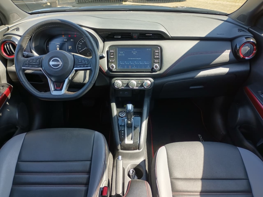 nissan kicks 1.6 16v flexstart xplay xtronic flex 4p automatico 2024