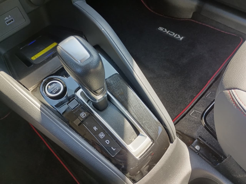 nissan kicks 1.6 16v flexstart xplay xtronic flex 4p automatico 2024