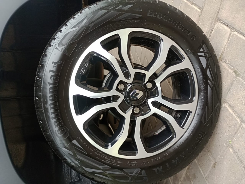 Renault Kwid     2024