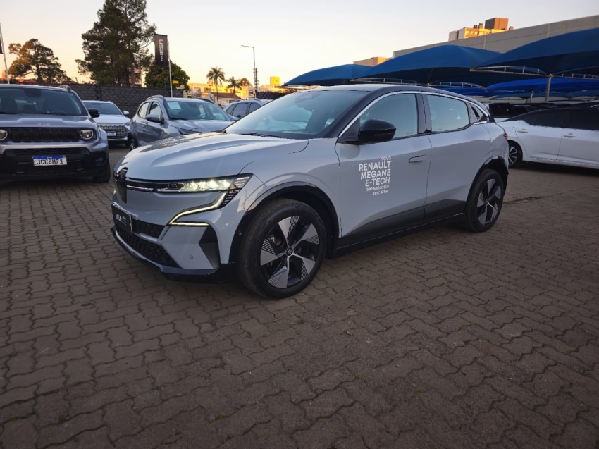 renault megane 60 kw eletrico e-tech ev60 1.1 4p automatico 2024