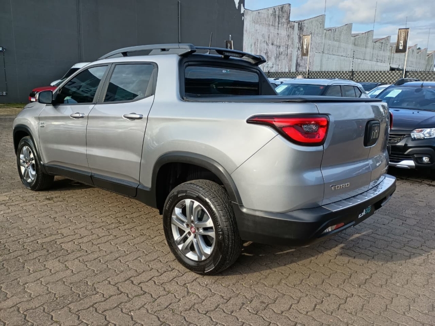 fiat toro 2.0 16v turbo diesel freedom 4wd at9 4p manual 2020