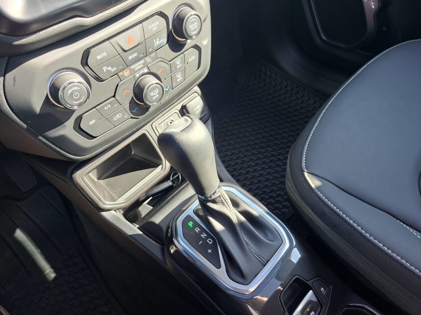 jeep renegade 1.3 t270 turbo flex sahara at6 4p automatico 2025