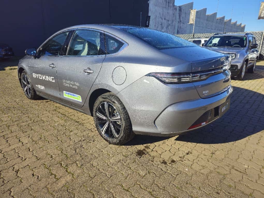 byd king 1.5 dm-i phev gs automatico 1.1 eletrico 4p 2025