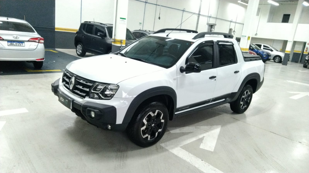 renault oroch 1.3 tce flex outsider x-tronic 4p automatico 2025