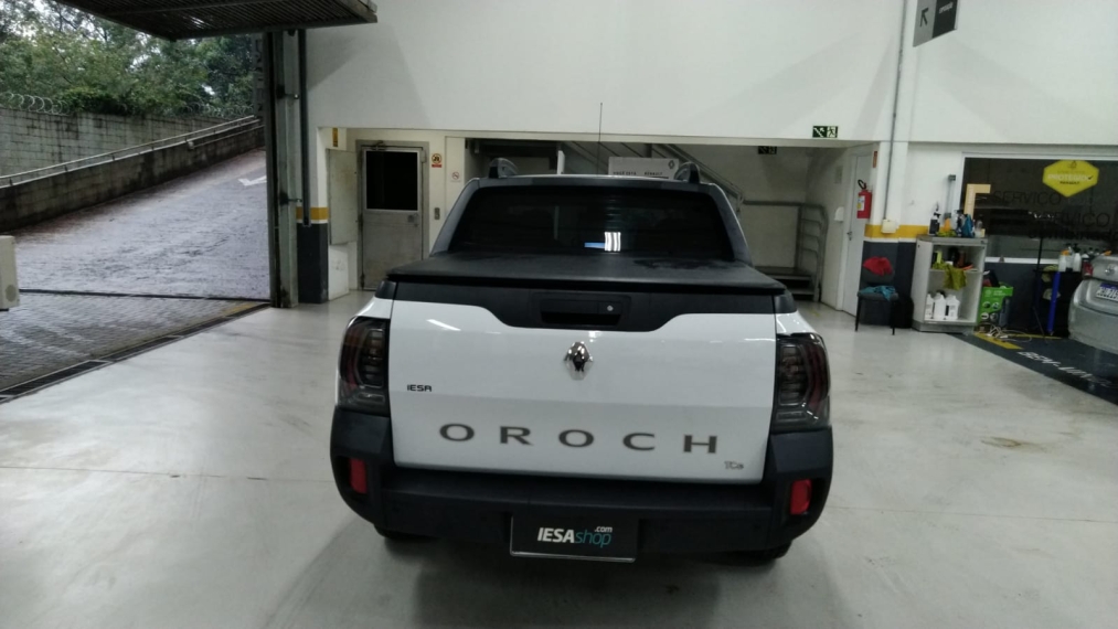 renault oroch 1.3 tce flex outsider x-tronic 4p automatico 2025