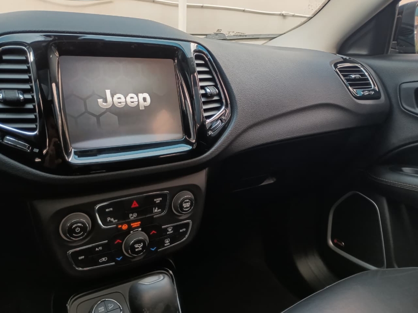 jeep compass 2.0 16v diesel limited 4x4 automatico 4p 2020
