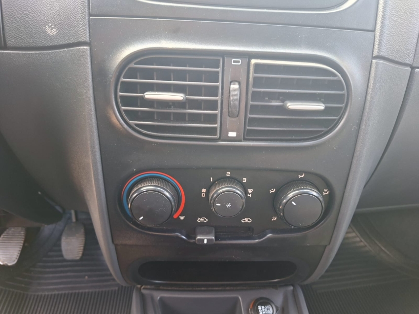 fiat strada 1.4 mpi working cd 8v flex 2p manual 3p 201412