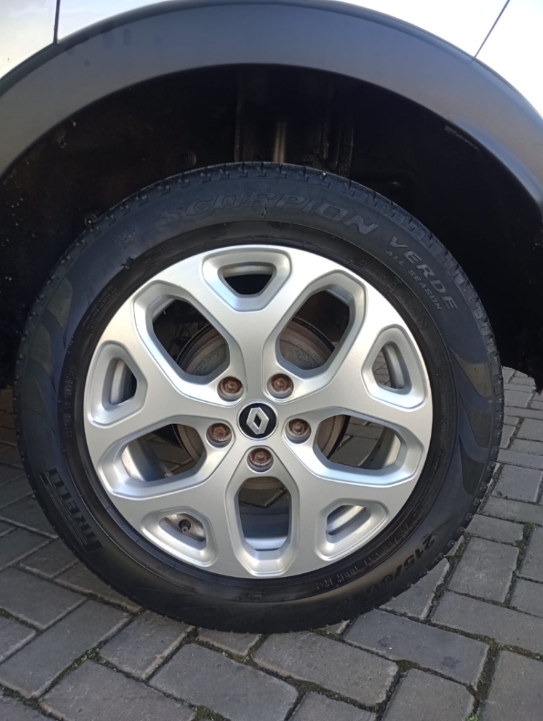 renault captur 1.3 tce flex zen x-tronic 4p automatico 2022