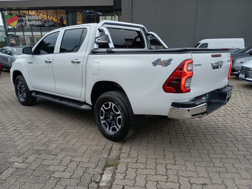 toyota hilux 2.8 d-4d turbo diesel cd power pack 4x4 automatica 5p automatico 20243