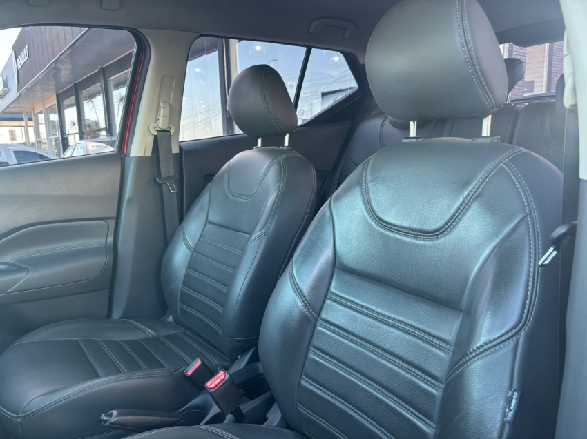 Nissan Kicks     2023