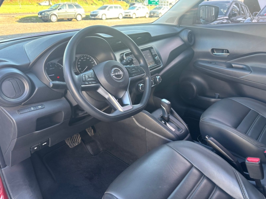 Nissan Kicks     2023